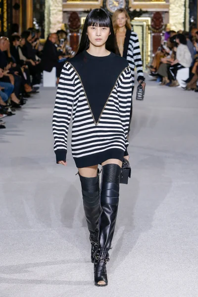 Look 22